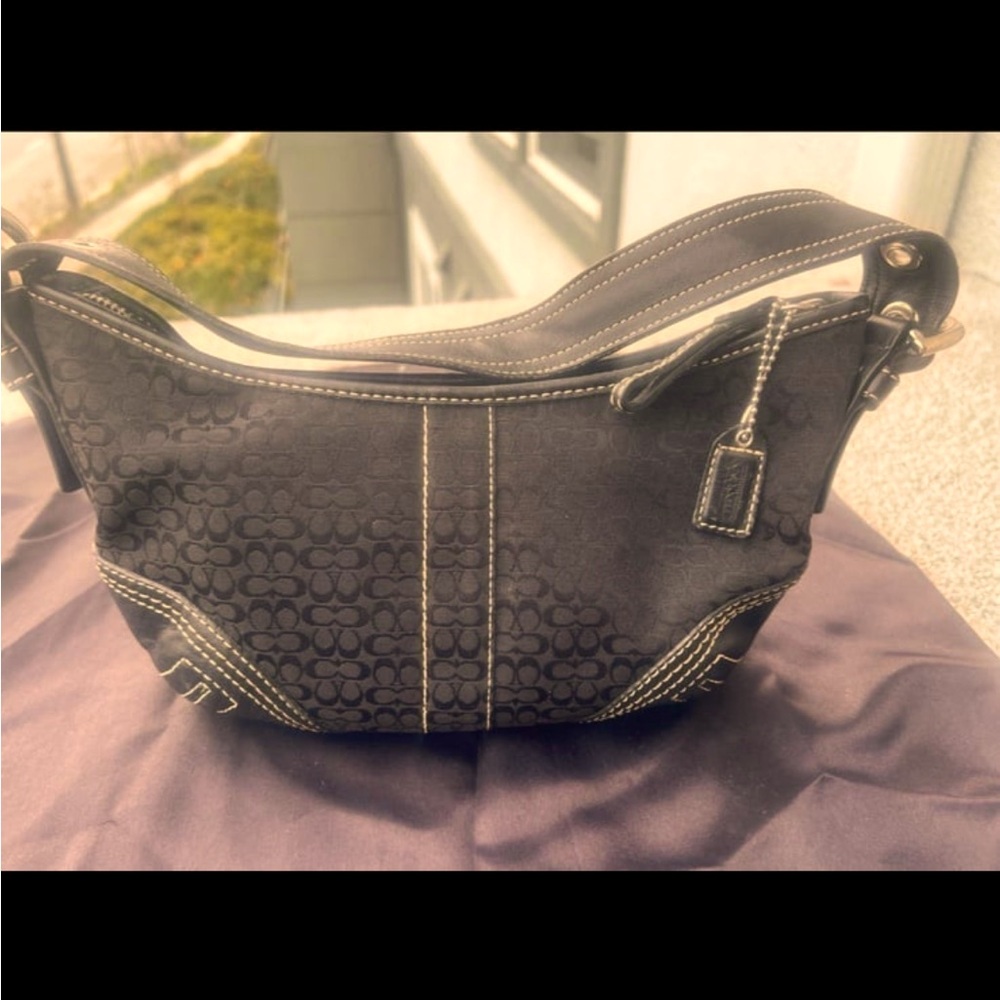 Vintage Y2K Coach Soho Signature Small Hobo bag